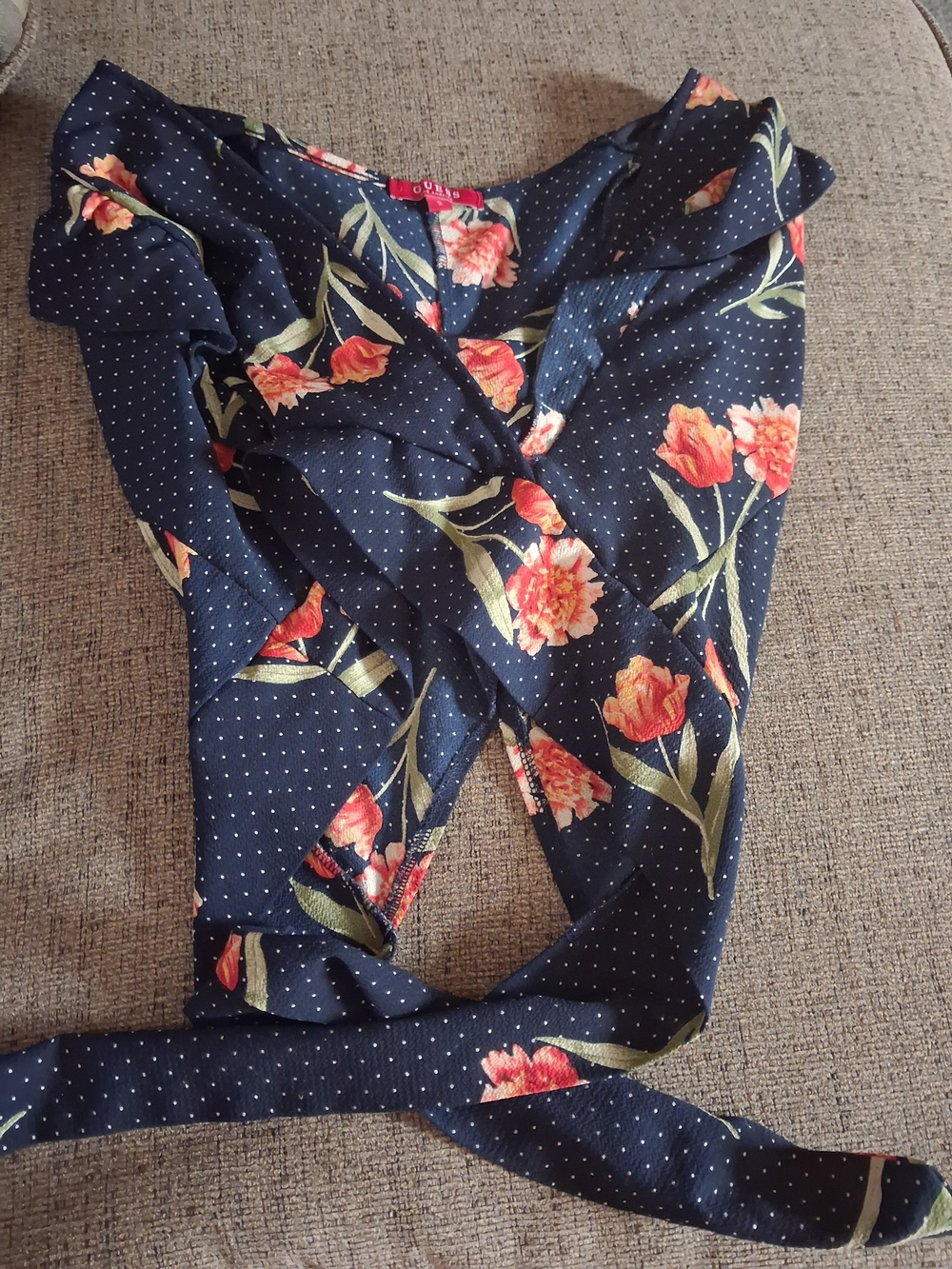 Guess Wrap Top